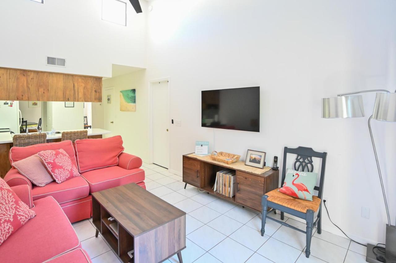 Satellite Beach Townhome With Patios 2 Mi To Beach Exterior photo