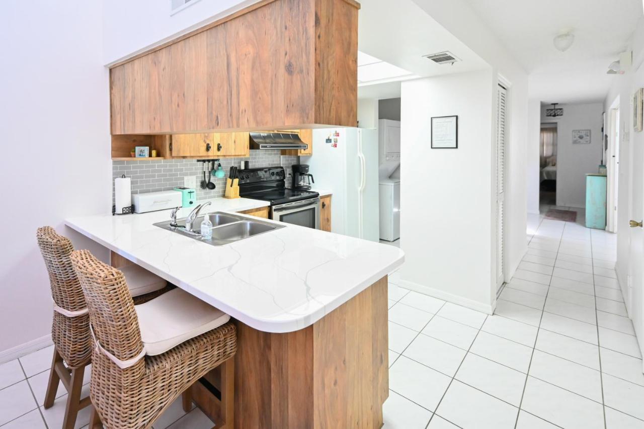 Satellite Beach Townhome With Patios 2 Mi To Beach Exterior photo