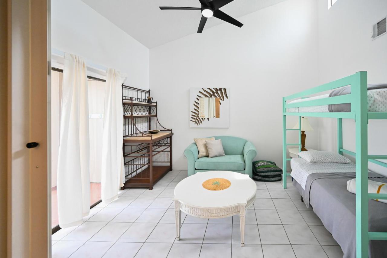 Satellite Beach Townhome With Patios 2 Mi To Beach Exterior photo